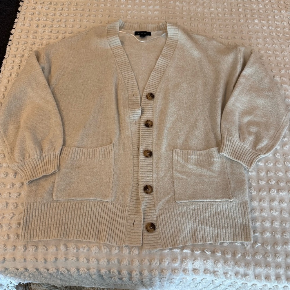 Cream Oversized Cardigan
